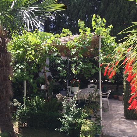 Garden Apartment Kaštela 外观 照片