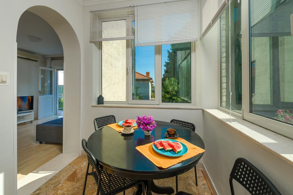 Garden Apartment Kaštela 客房 照片