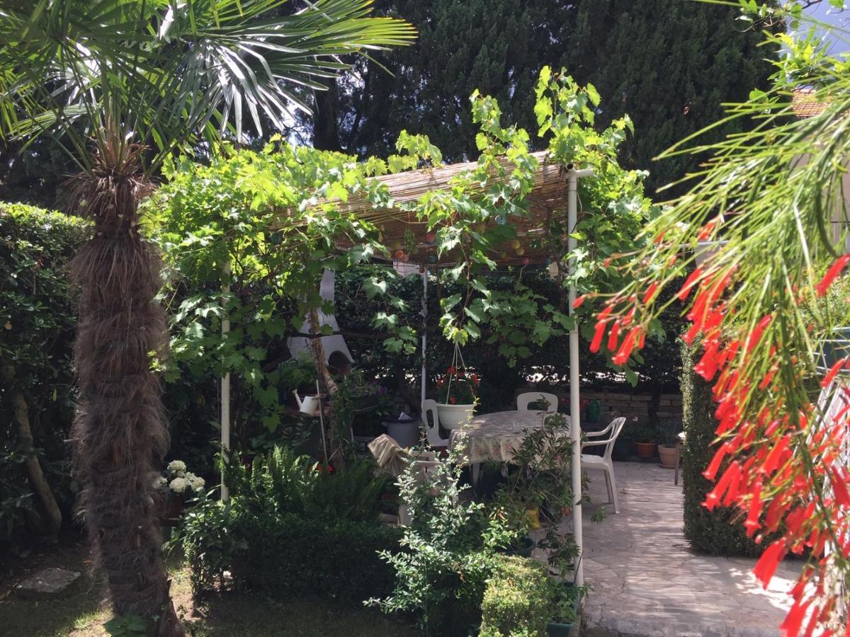 Garden Apartment Kaštela 外观 照片