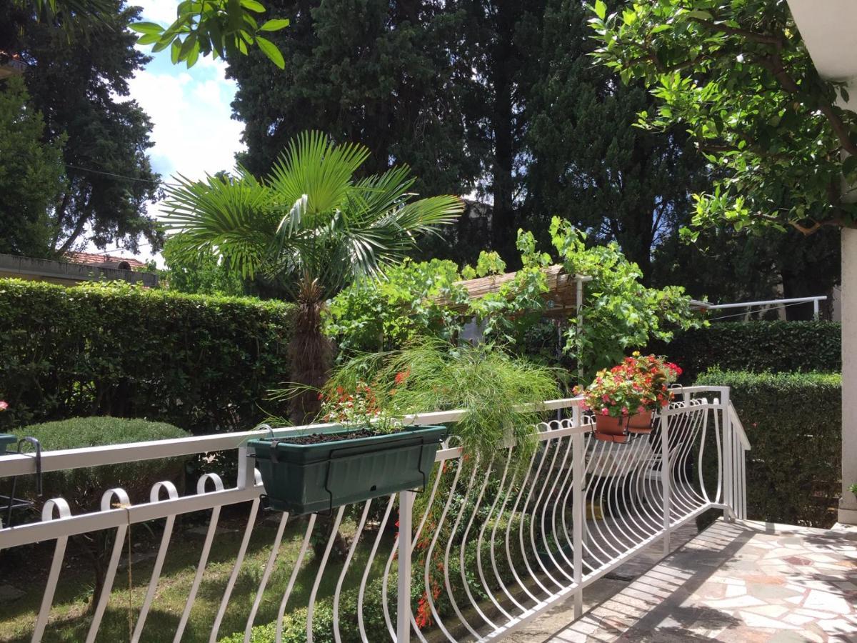 Garden Apartment Kaštela 外观 照片